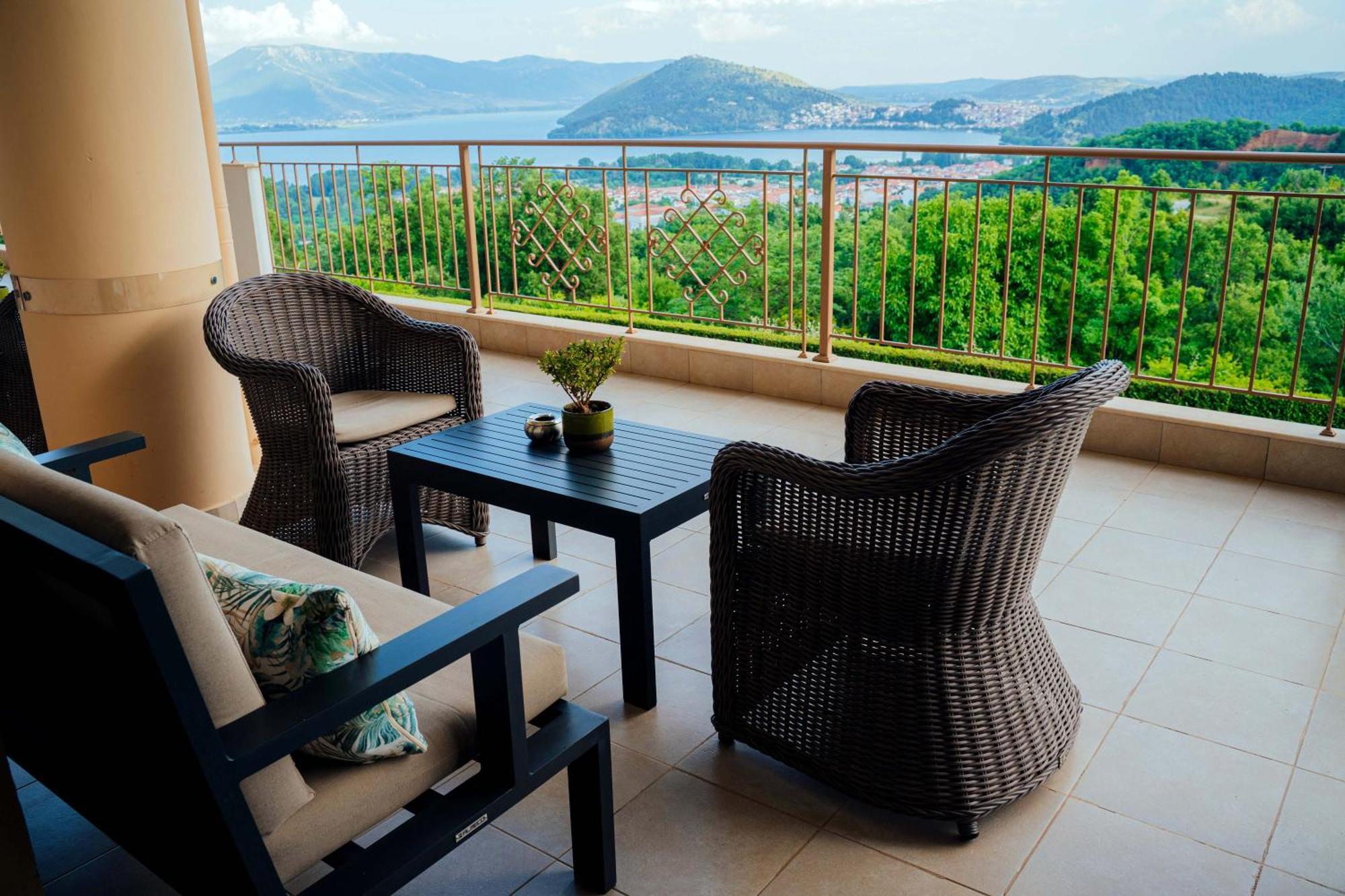 קסטוריה Enastron View Hotel מראה חיצוני תמונה